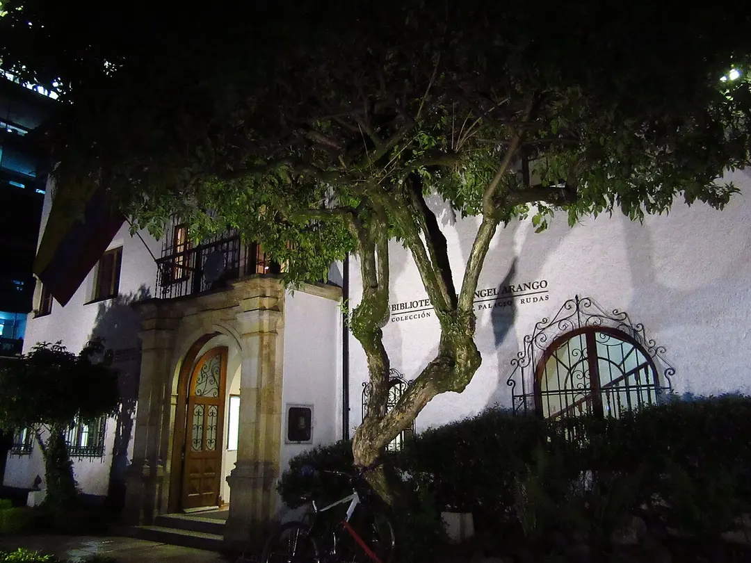 Biblioteca Luis Ángel Arango