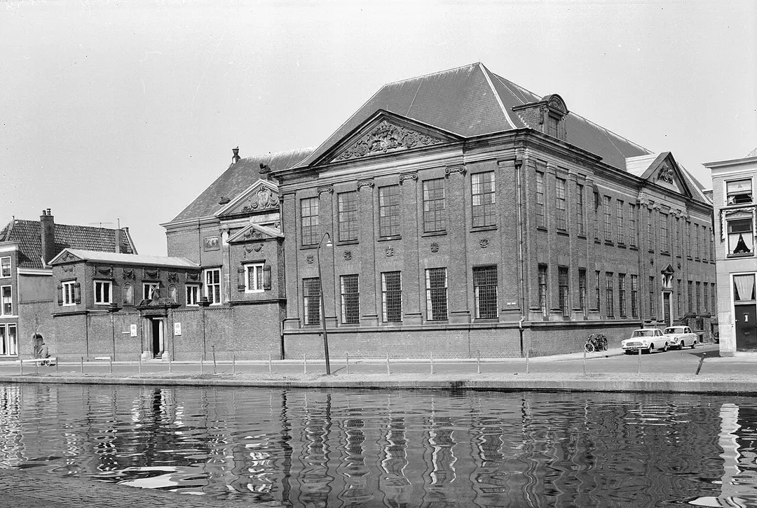 Museum De Lakenhal
