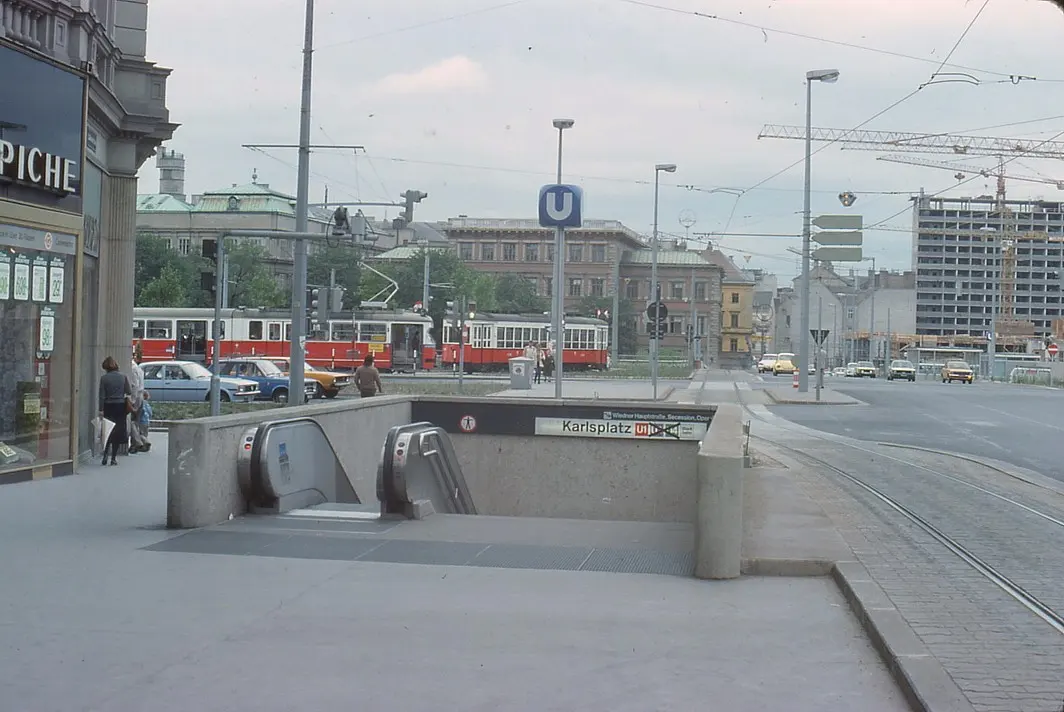 Karlsplatz