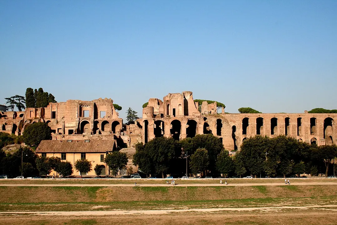 Domus Augustana - Peristilio
