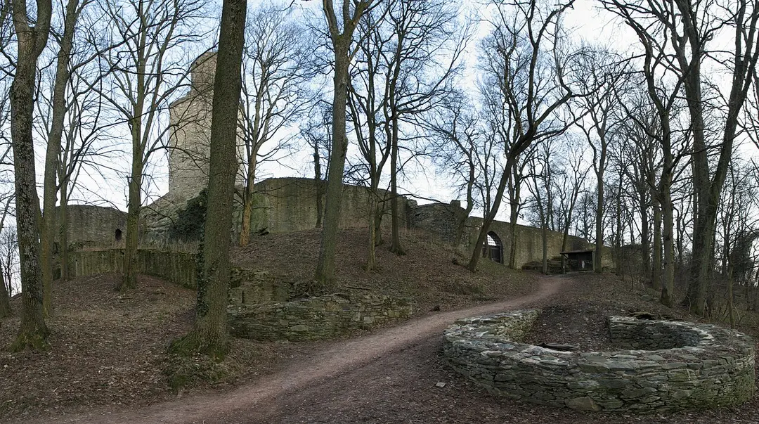 Burg Falkenstein
