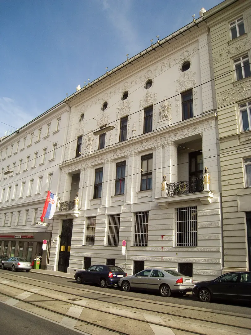 Palais Hoyos