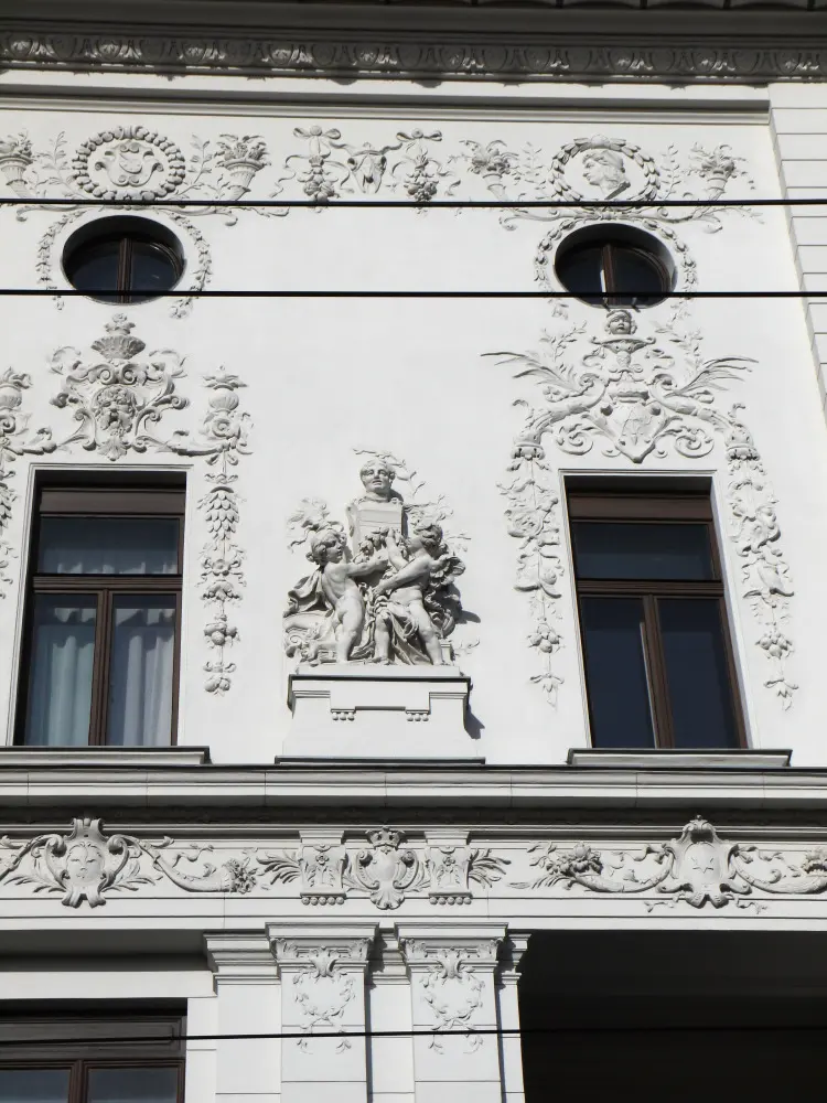 Palais Hoyos