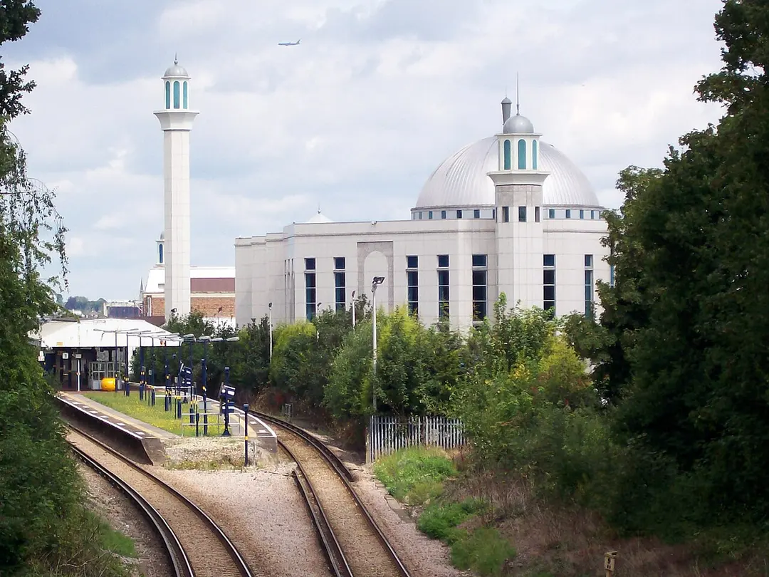 Baitul Futuh Mosque