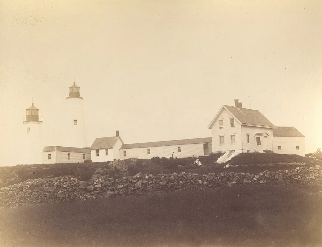 Bakers Island Light