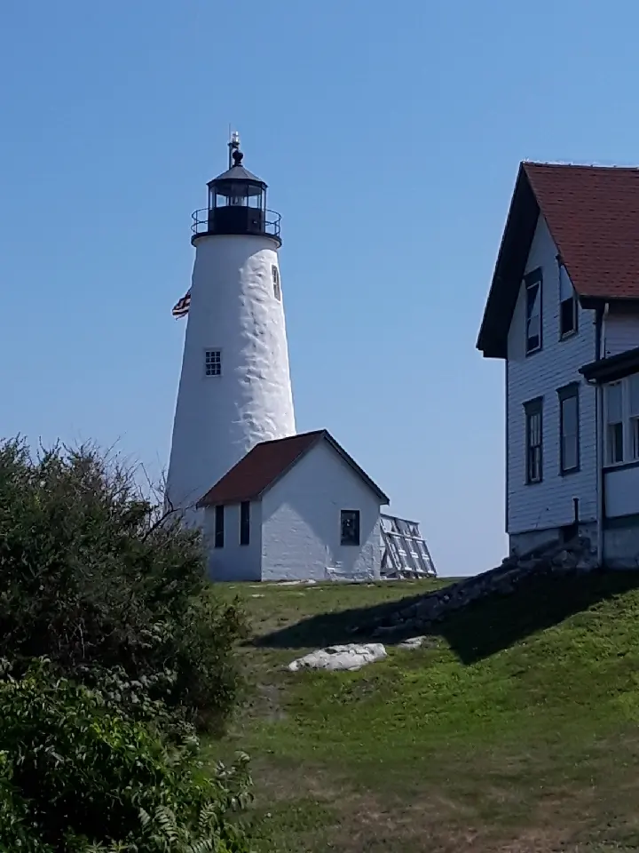 Bakers Island Light