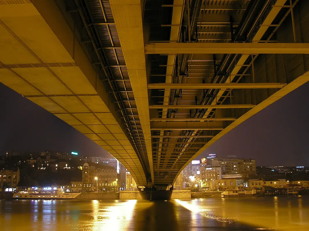 Brankov most (Brankobrücke)