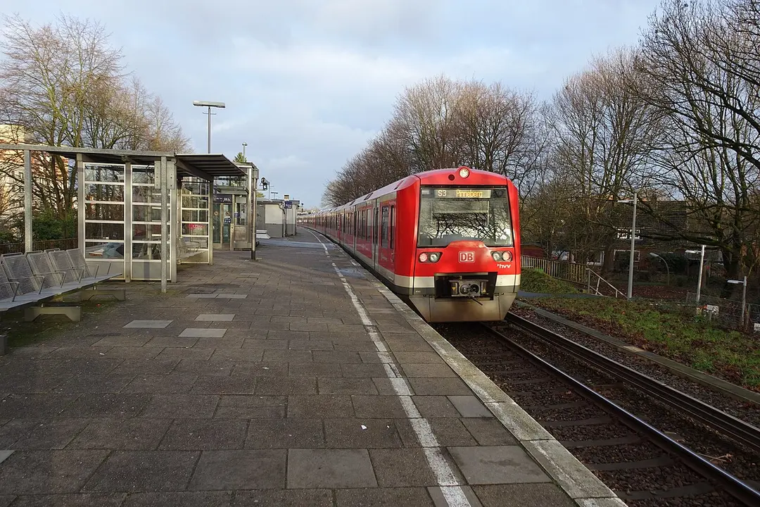 Bahnhof Hamburg-Langenfelde