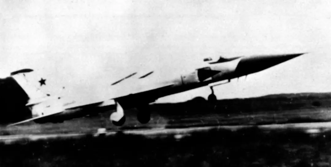 Прототип Су-15