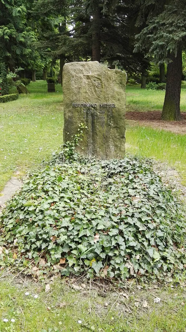 Heilig-Kreuz-Kirchhof