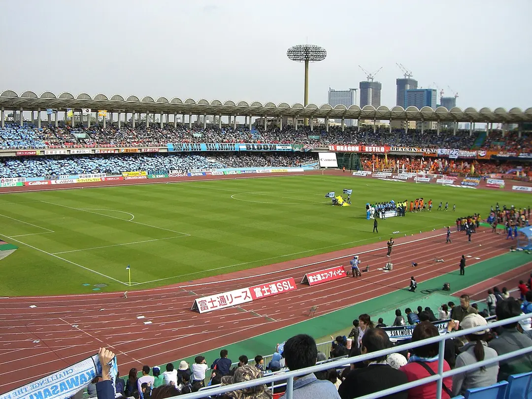 等々力陸上競技場