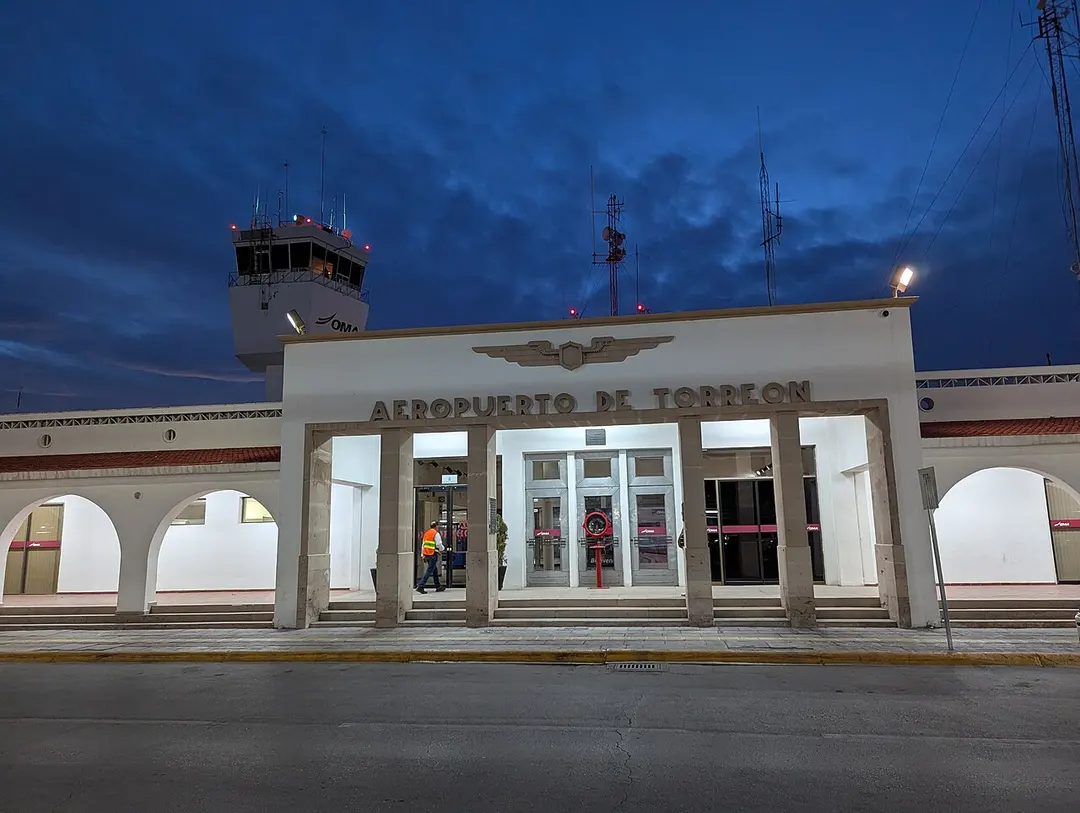 Aeropuerto Internacional De Torreón Francisco Sarabia