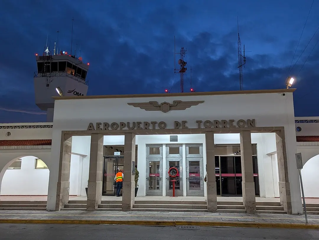 Aeropuerto Internacional De Torreón Francisco Sarabia