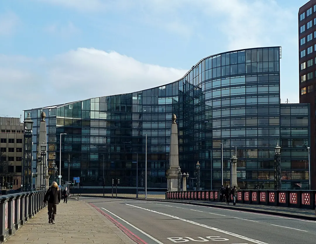 Lambeth Bridge