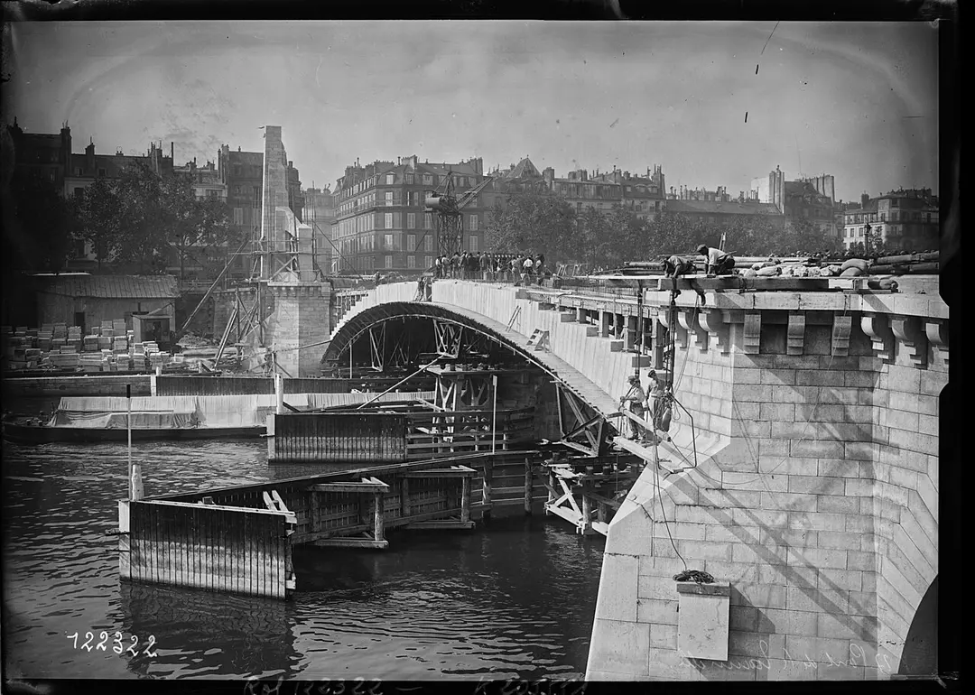 Tournelle Bridge