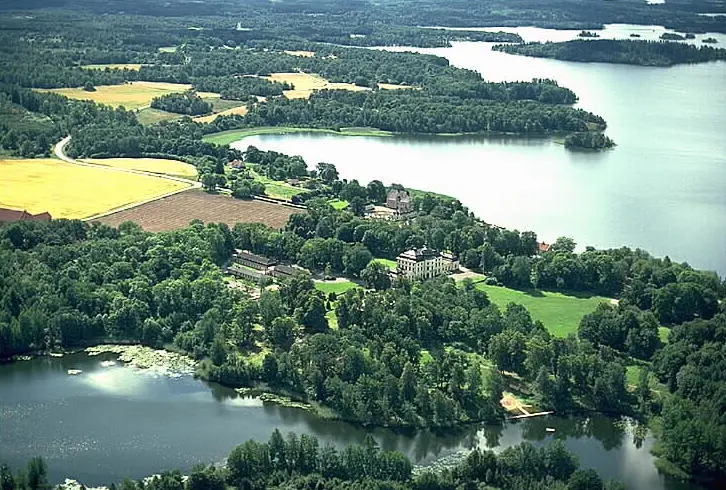 Bjärka-Säby nya slott