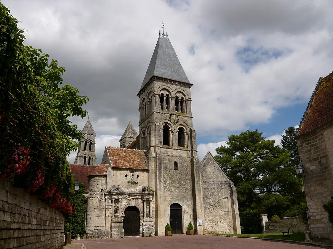 Abtei Morienval