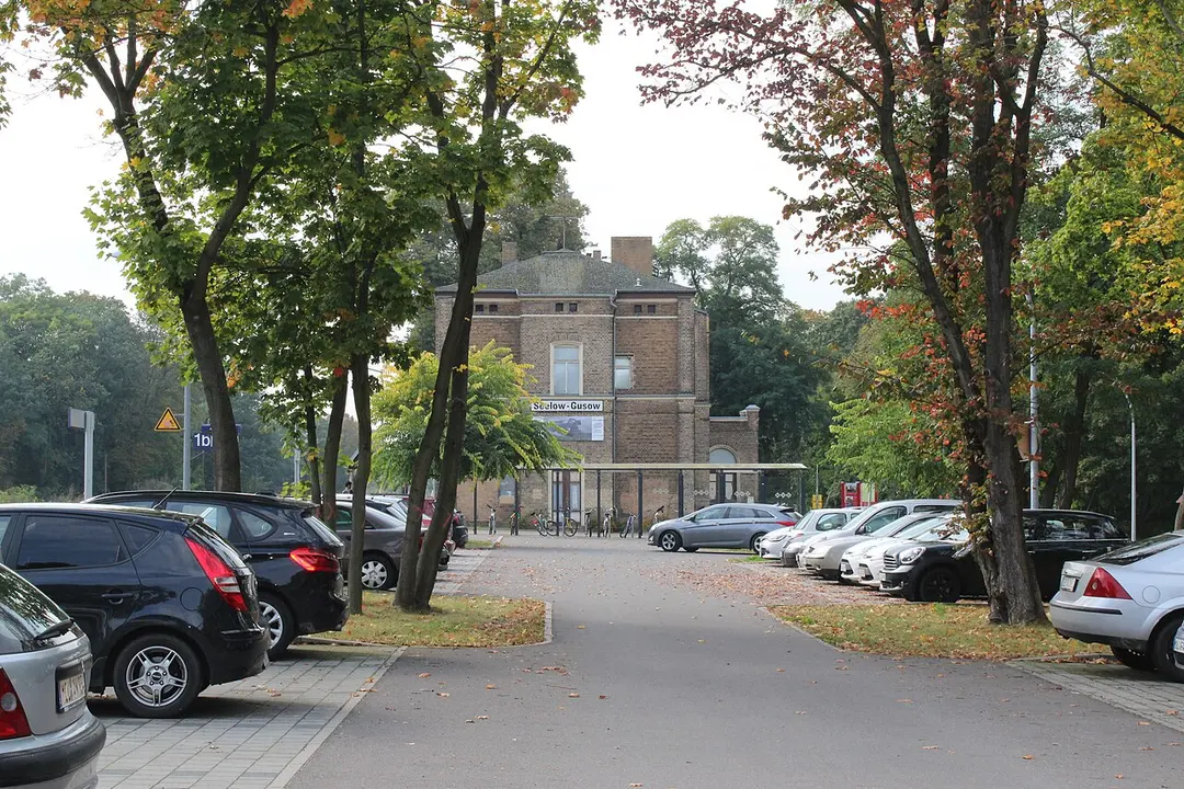Seelow-Gusow railway station