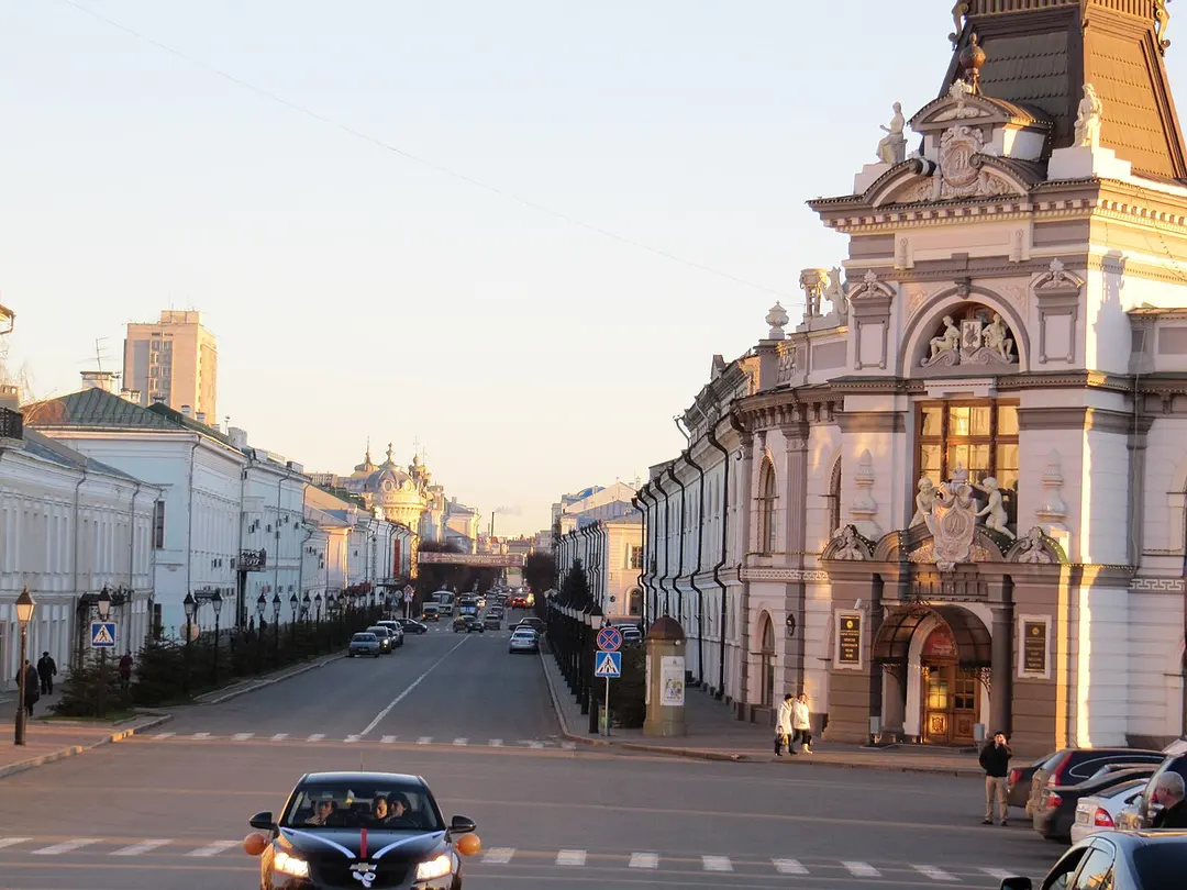 Kremlyovskaya Street