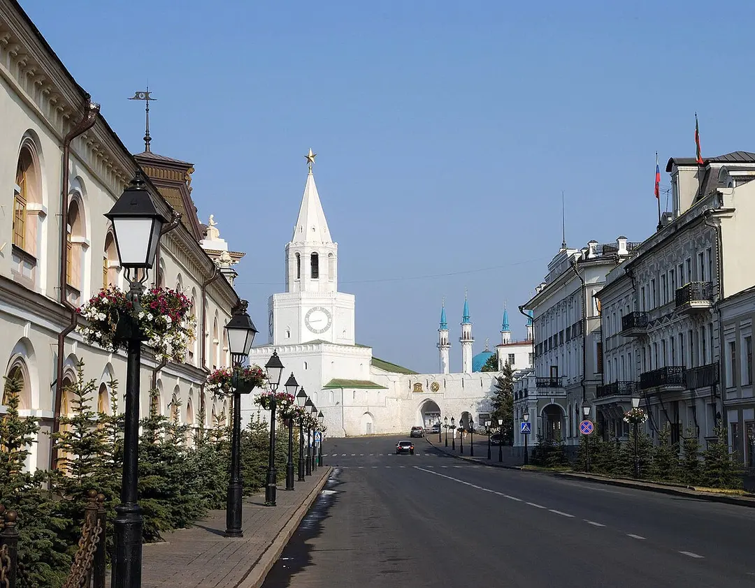 Kremlyovskaya Street