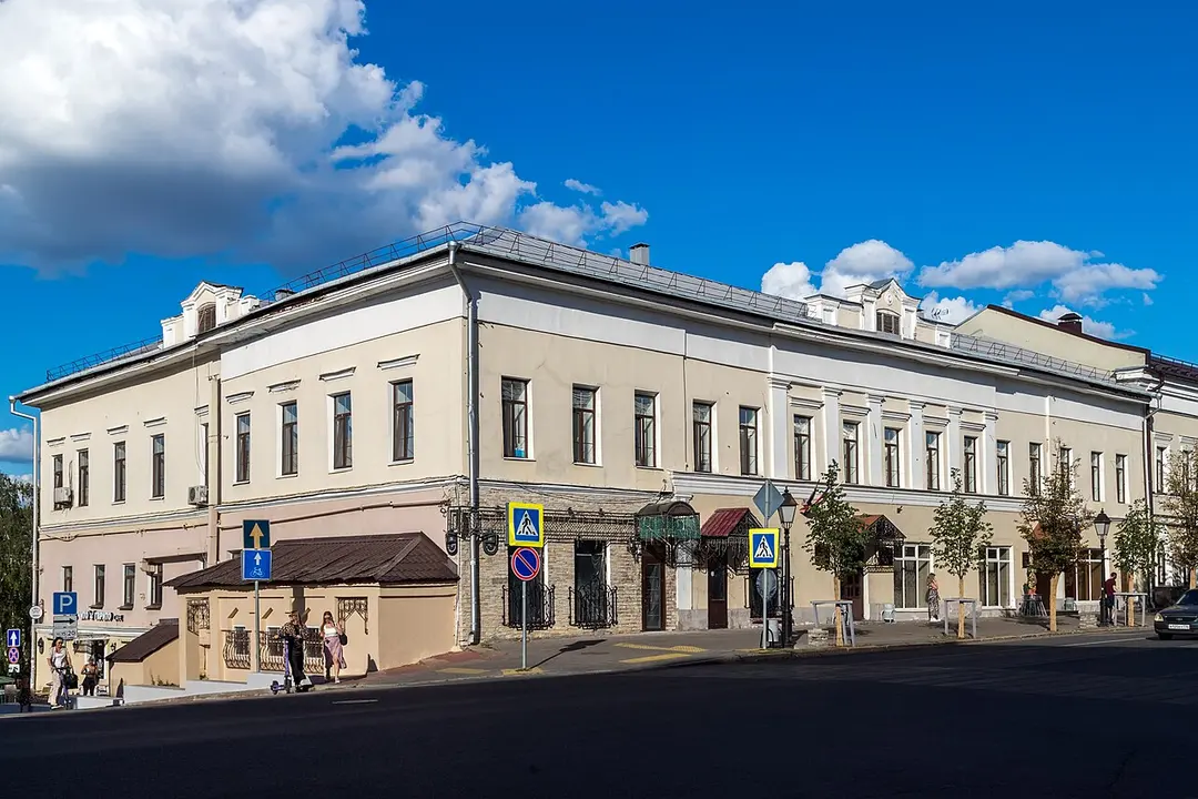 Kremlyovskaya Street