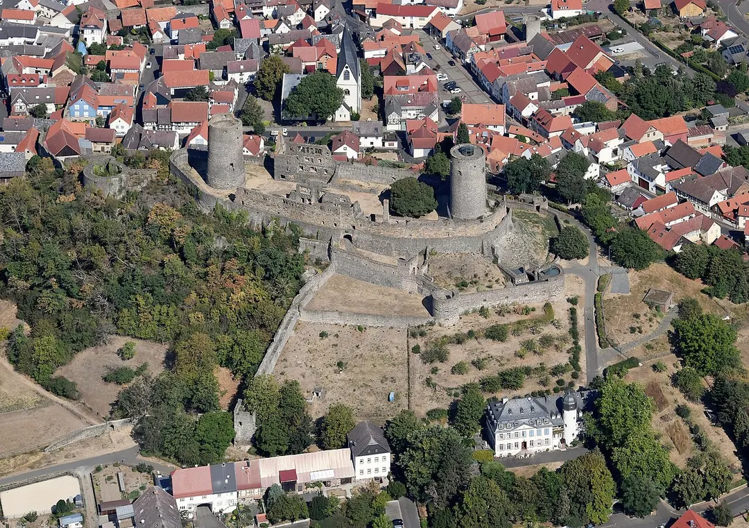 Burgruine Münzenberg