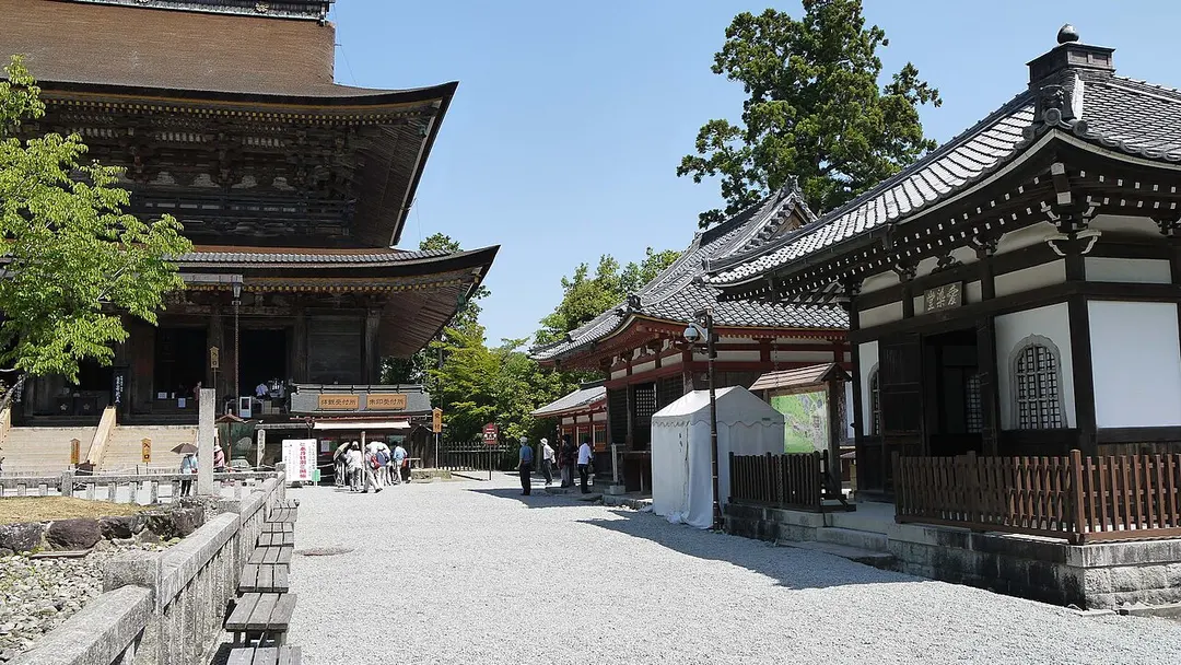 黒門 (Kuromon)