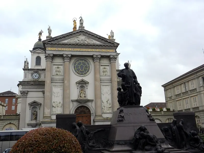 Basilika Unserer Lieben Frau Hilfe der Christen