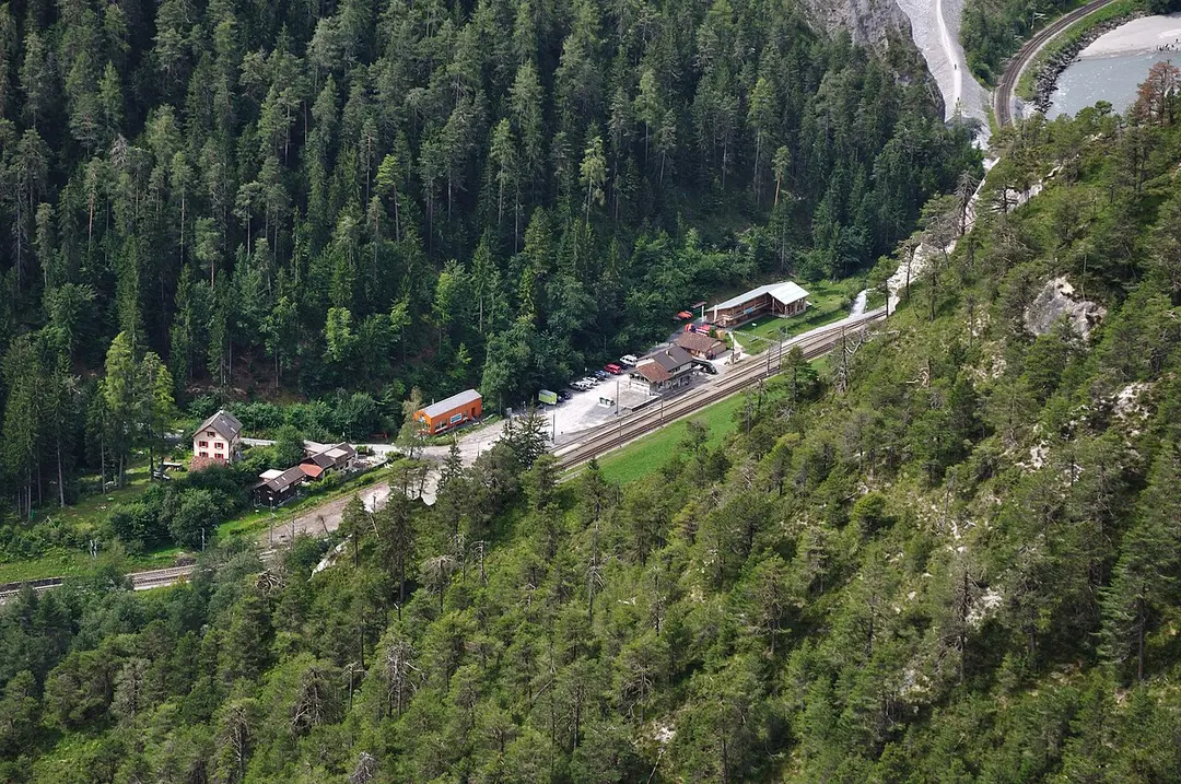 Bahnhof Versam-Safien