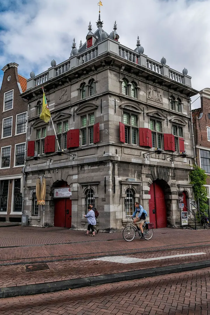 De Waag
