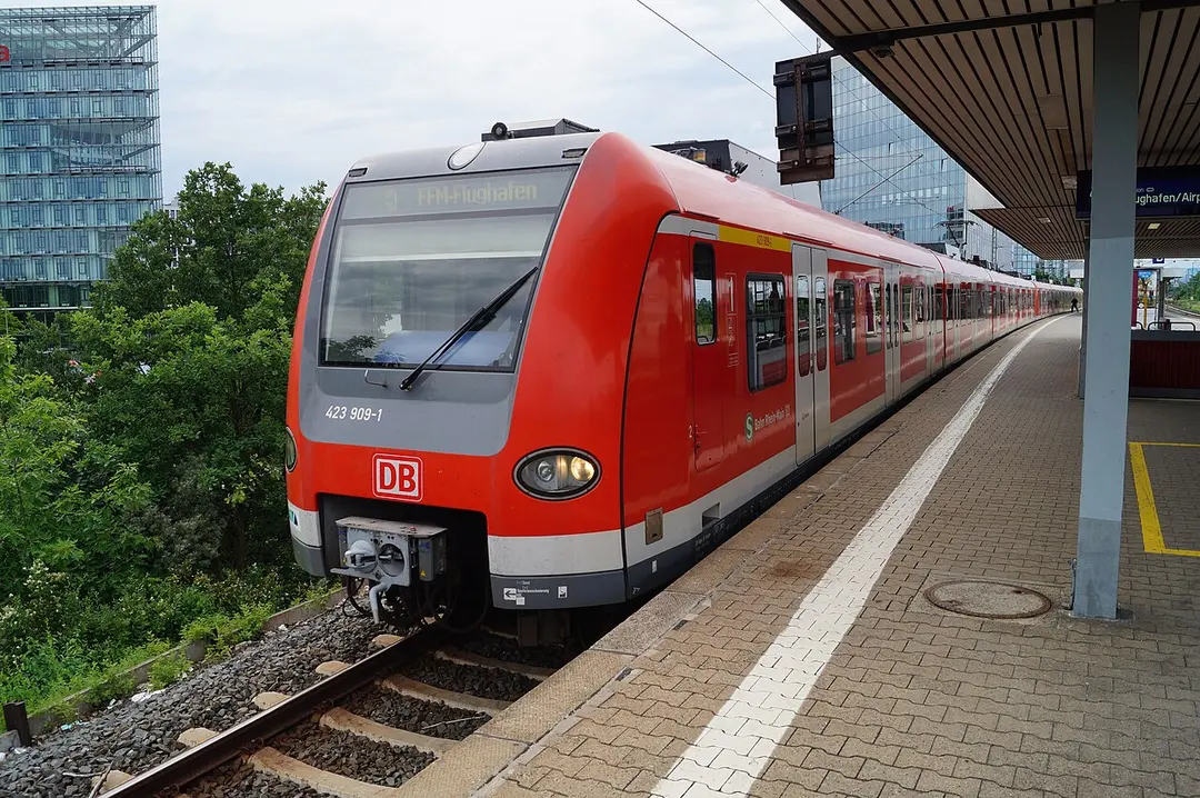 Bahnhof Frankfurt-Niederrad