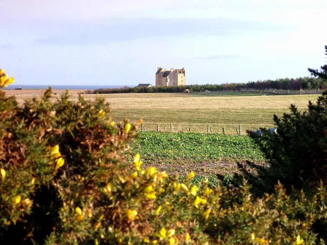 Ballone Castle