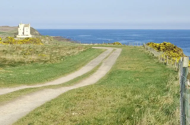 Ballone Castle