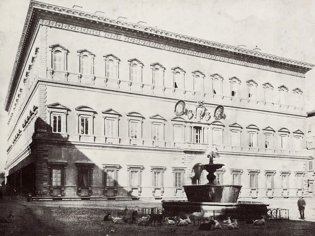 Piazza Farnese