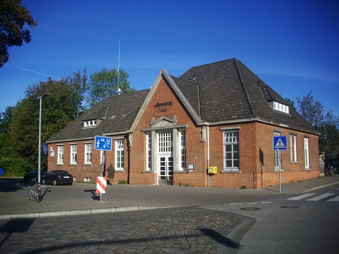 Ahrensburg West