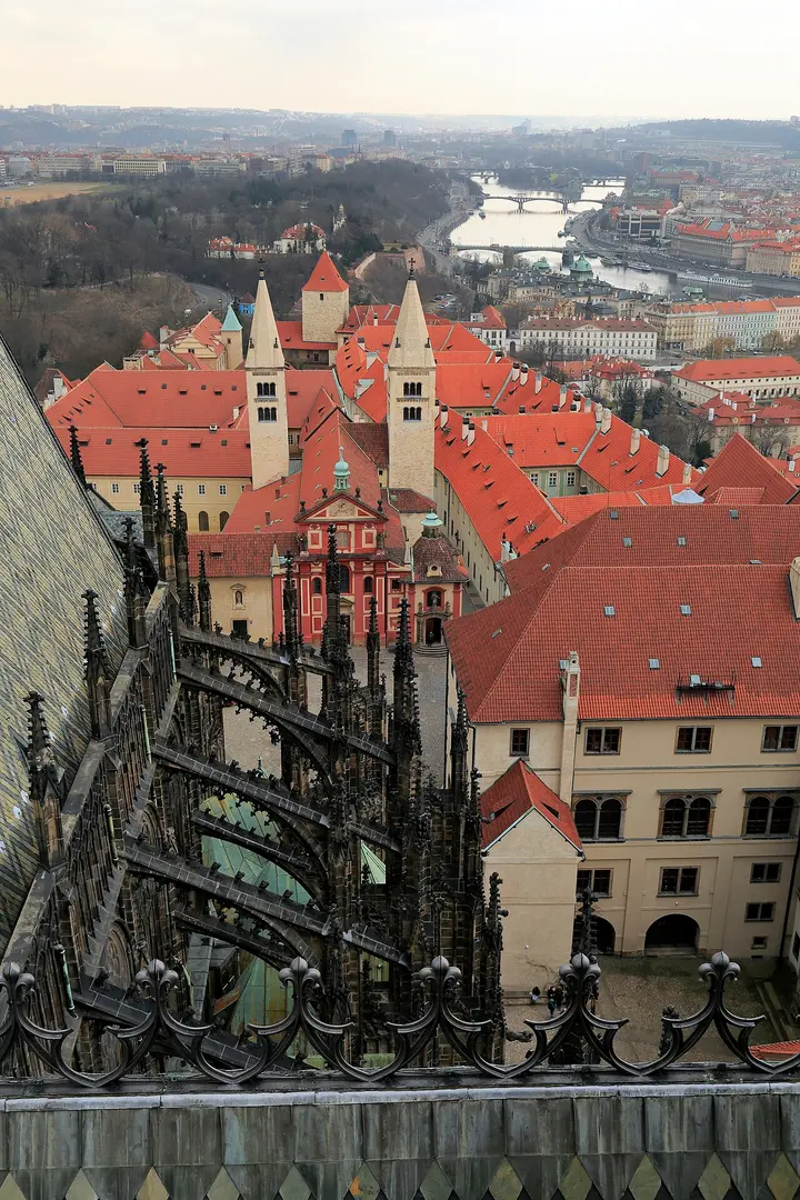Alter Königspalast