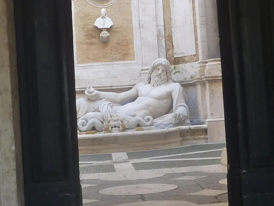 Fontana di Marforio