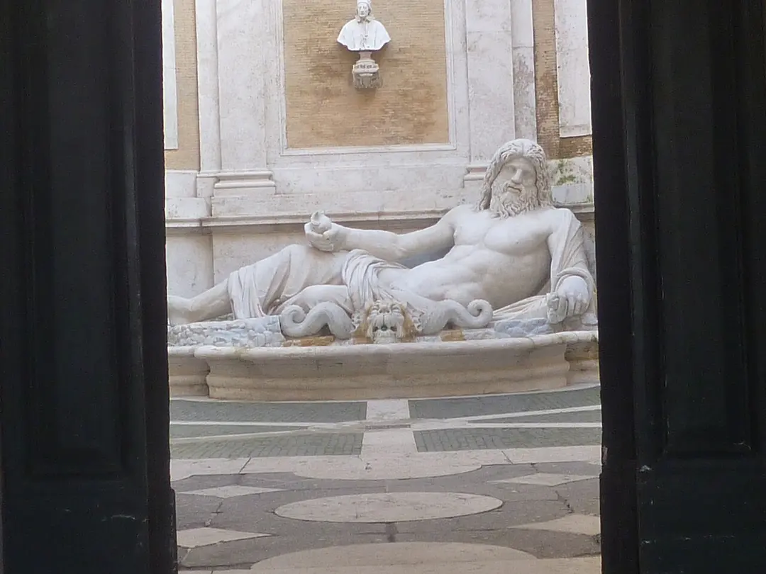 Fontana di Marforio