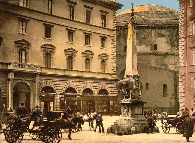 Piazza della Minerva
