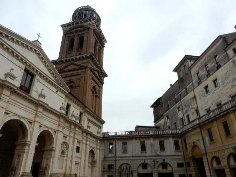 Basilica Palatina Santa Barbara