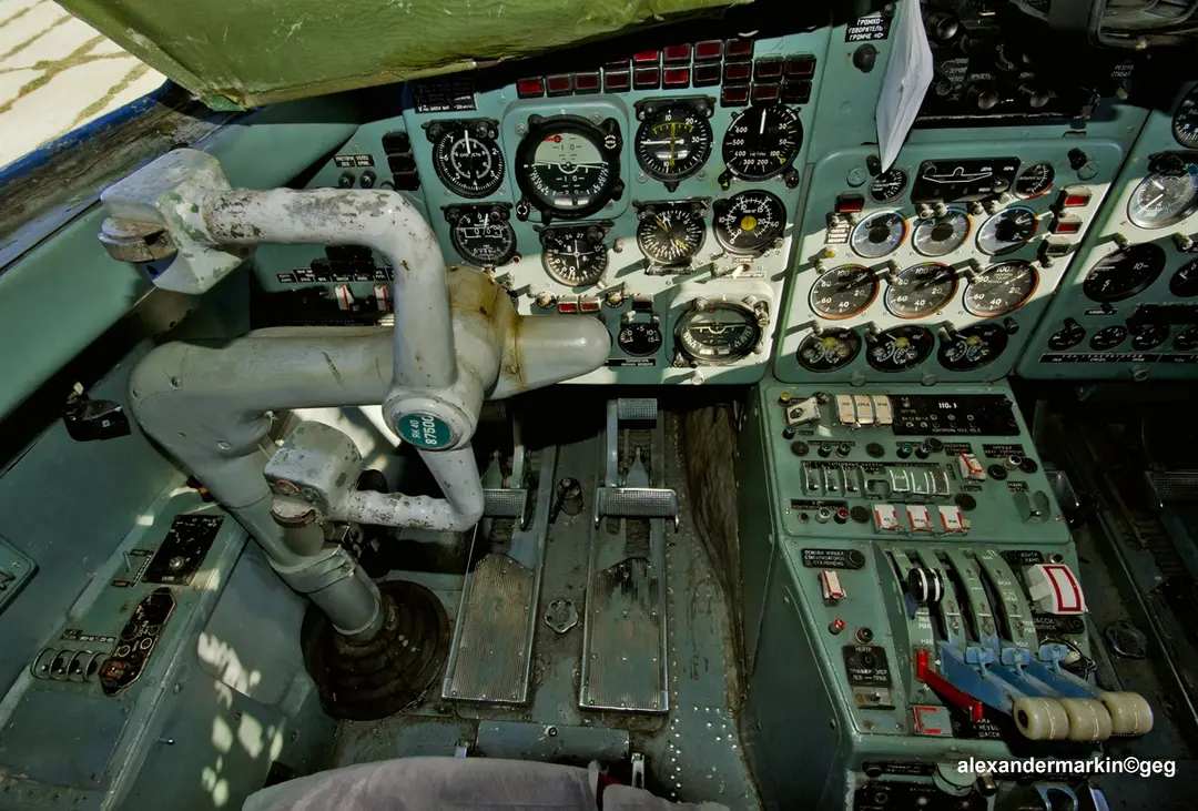 Як-40