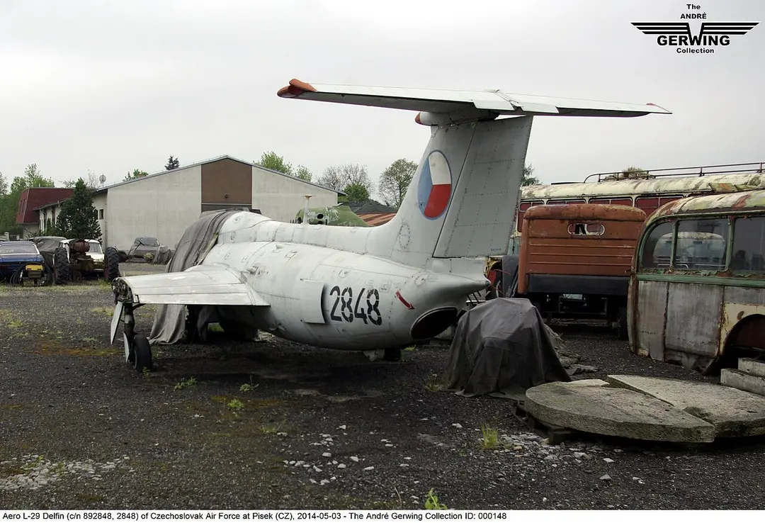 Aero L-29 Дельфин