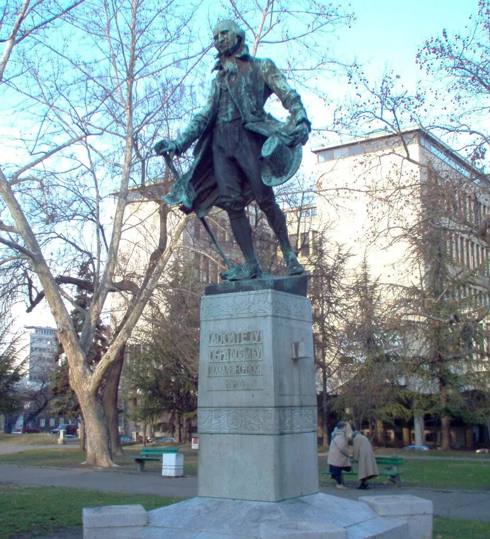 Denkmal für Dositej Obradović