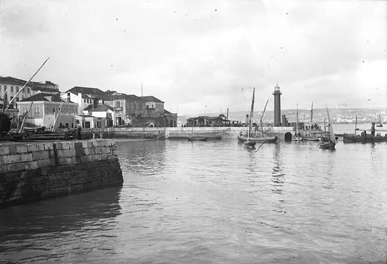 Farol de Cacilhas