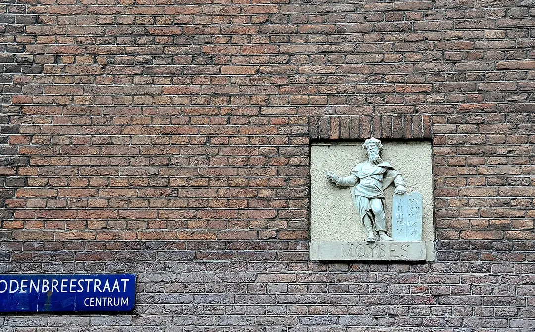 Mozes en Aäronkerk