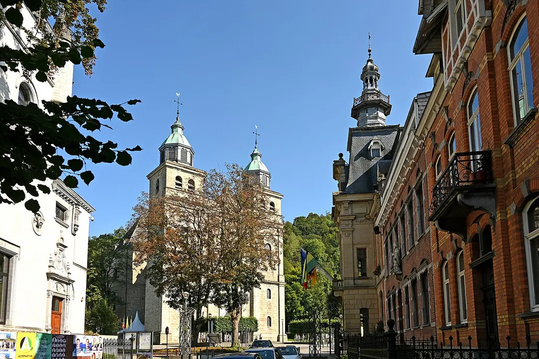 Cathédrale Saint-Pierre-Saint-Paul-et-Saint-Quirin