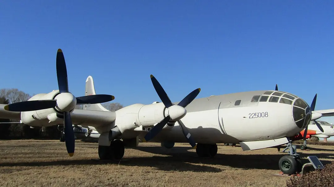 Ту-4