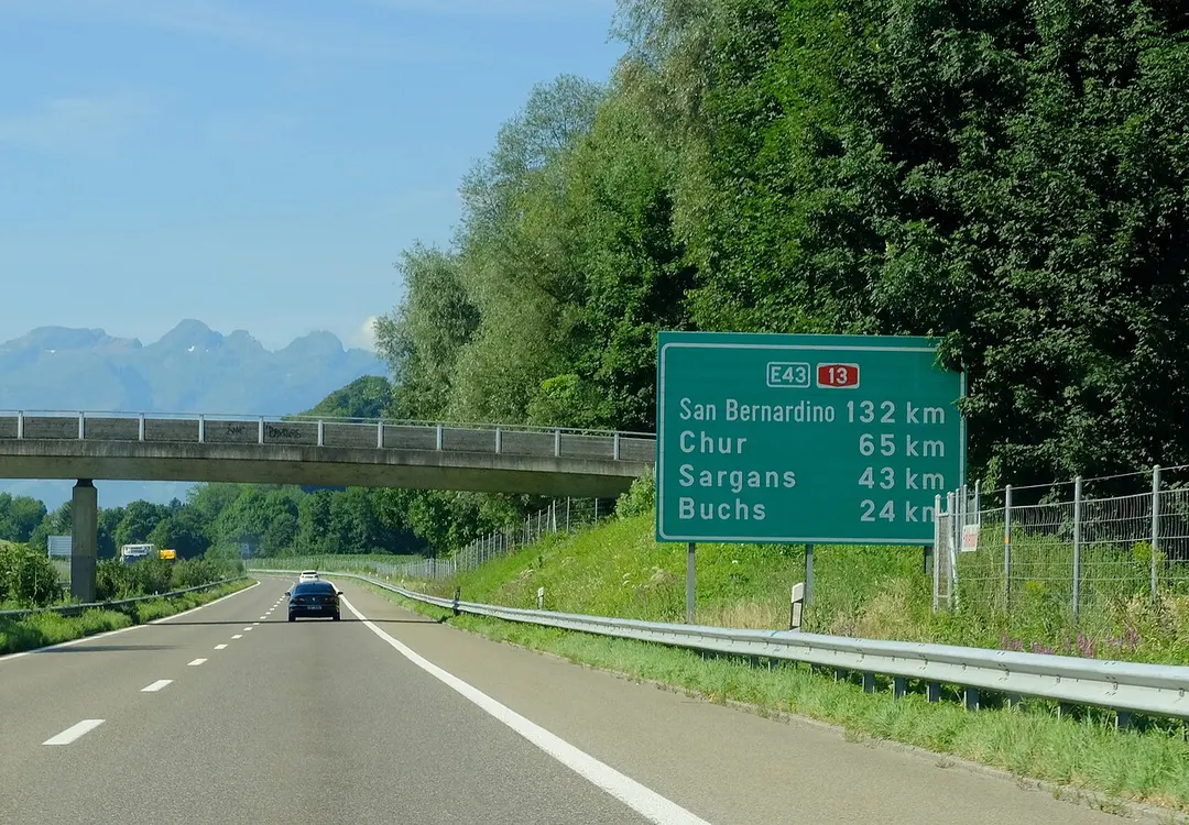 Autobahn A13