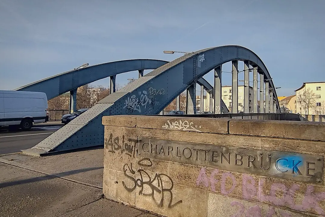 Charlottenbrücke