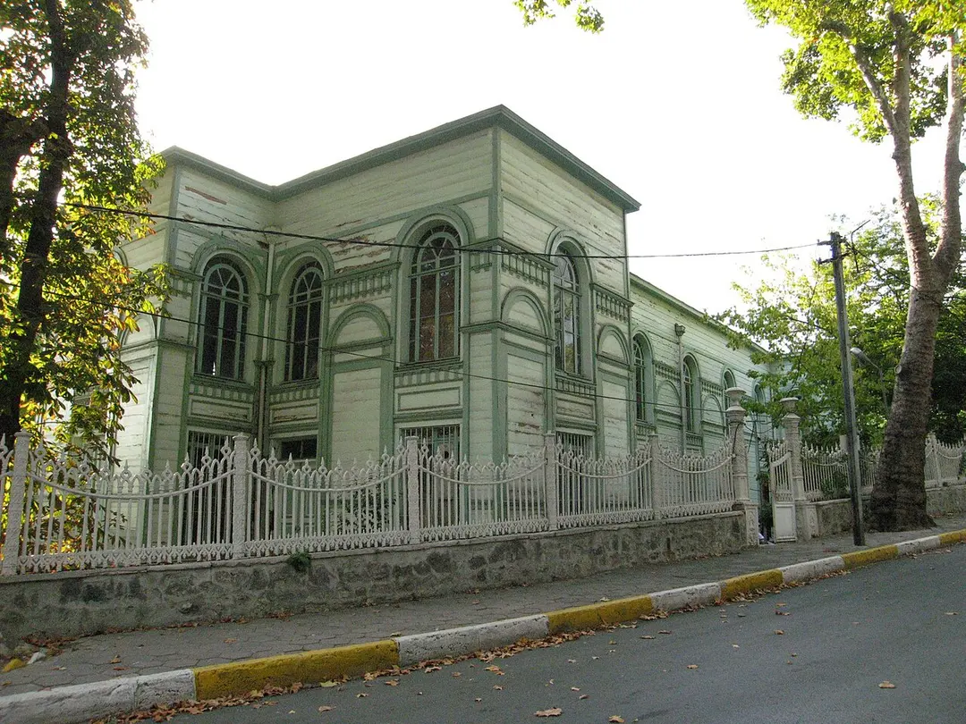 Ertuğrul Tekke Camii